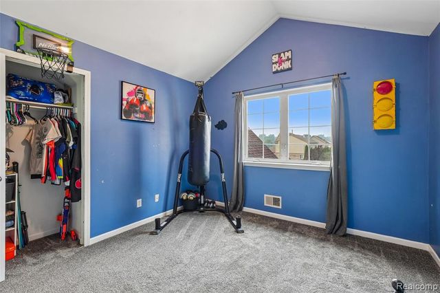 7157 Westminster Circle, Grand Blanc, MI 48439