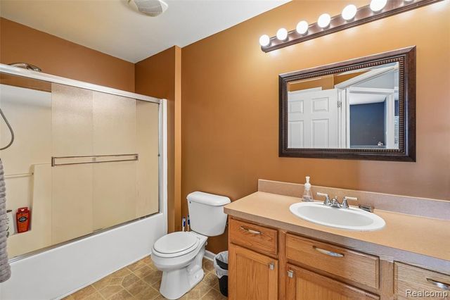 7157 Westminster Circle, Grand Blanc, MI 48439
