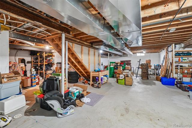 7157 Westminster Circle, Grand Blanc, MI 48439
