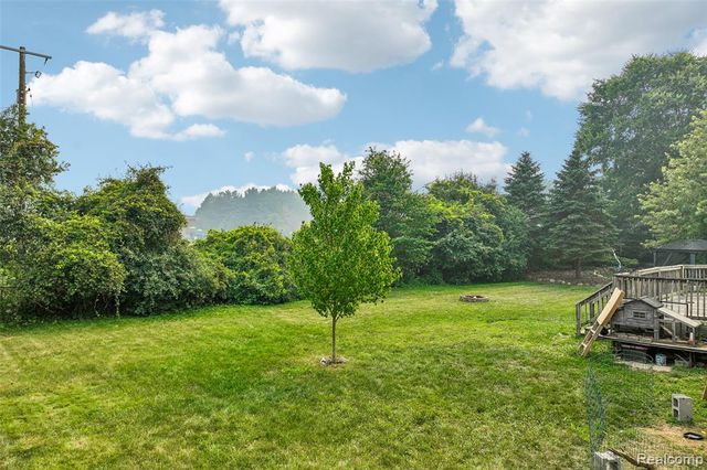 7157 Westminster Circle, Grand Blanc, MI 48439