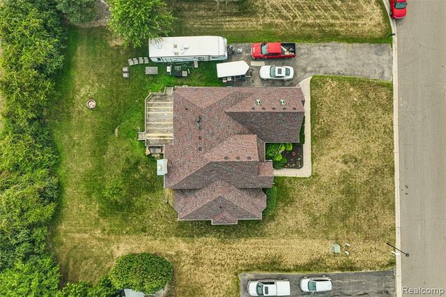 7157 Westminster Circle, Grand Blanc, MI 48439