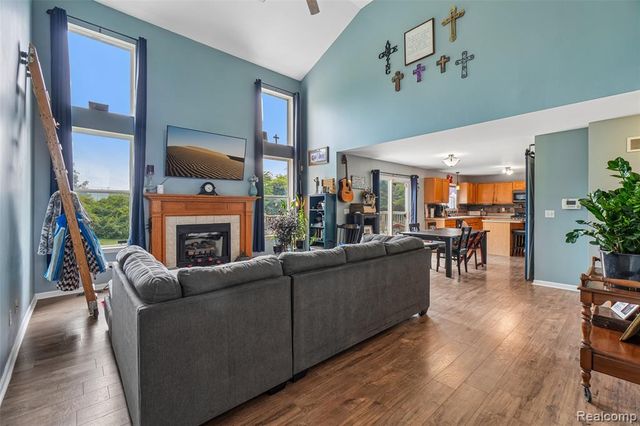 7157 Westminster Circle, Grand Blanc, MI 48439