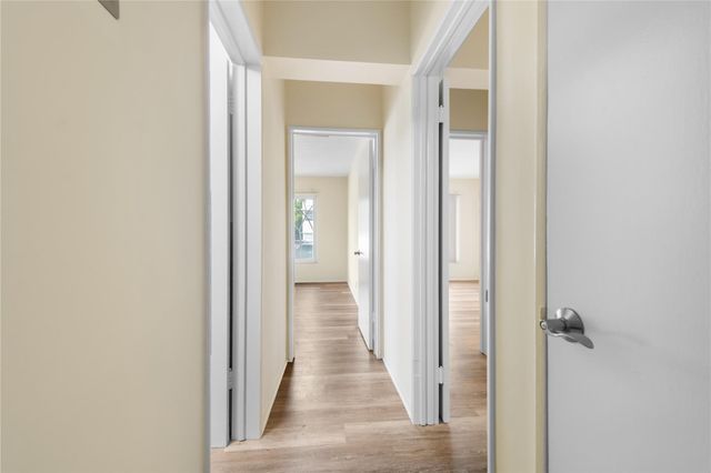 525 Antioch Avenue, Fort Lauderdale, FL 33304