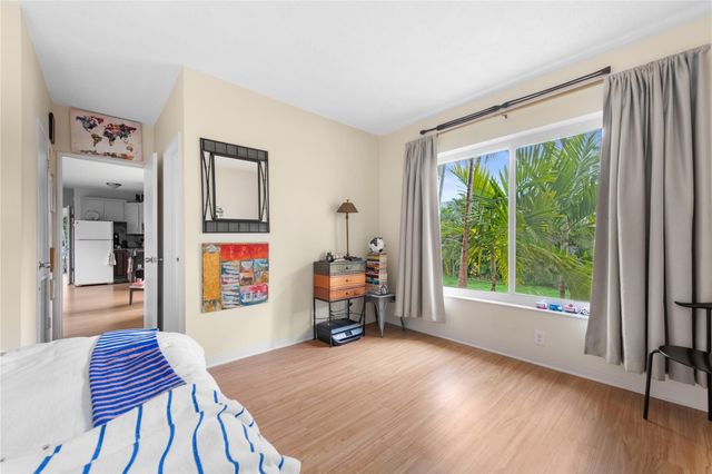 525 Antioch Avenue, Fort Lauderdale, FL 33304