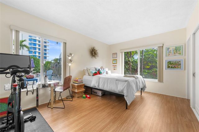 525 Antioch Avenue, Fort Lauderdale, FL 33304