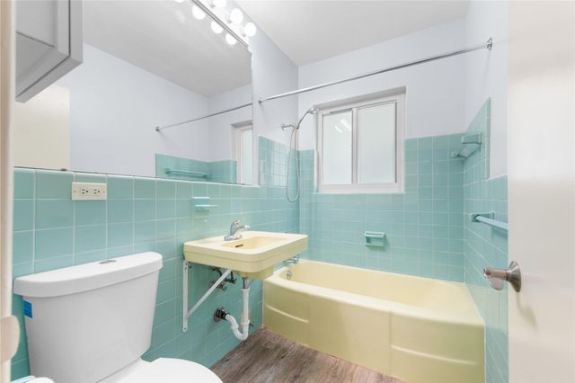 525 Antioch Avenue, Fort Lauderdale, FL 33304