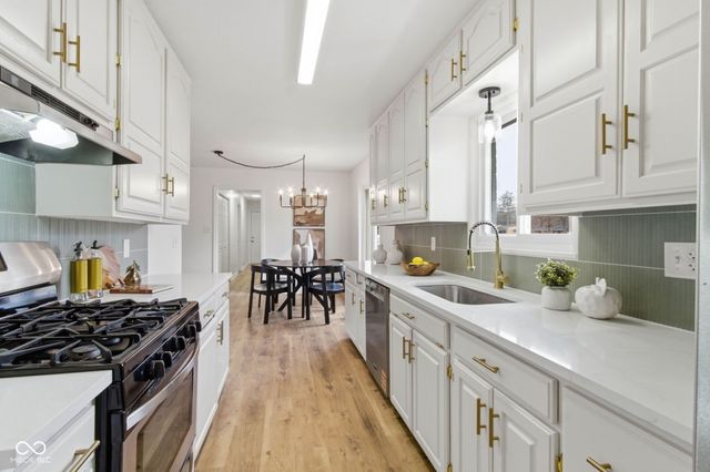 4820 E 70th Street, Indianapolis, IN 46220