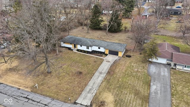 4820 E 70th Street, Indianapolis, IN 46220