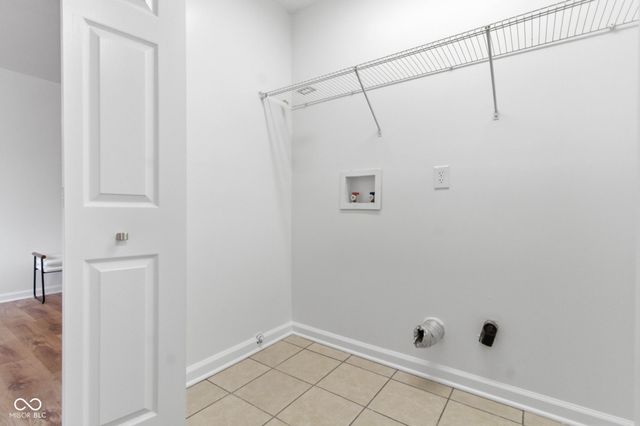 4820 E 70th Street, Indianapolis, IN 46220