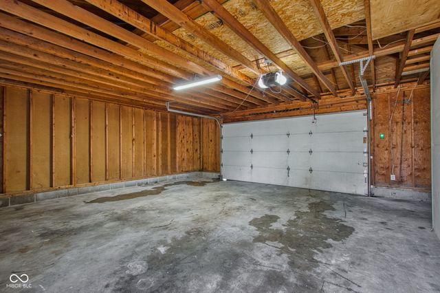 4820 E 70th Street, Indianapolis, IN 46220