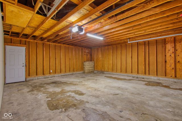 4820 E 70th Street, Indianapolis, IN 46220