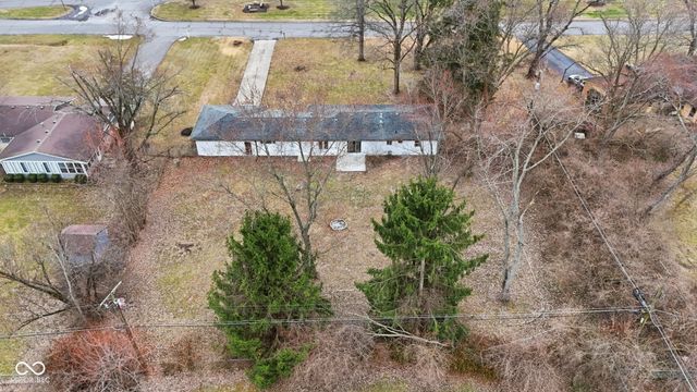 4820 E 70th Street, Indianapolis, IN 46220