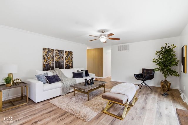 4820 E 70th Street, Indianapolis, IN 46220