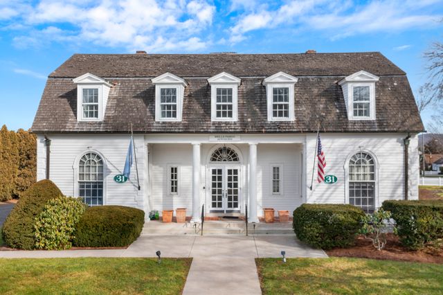 31 North Main Street, Essex, CT 06426