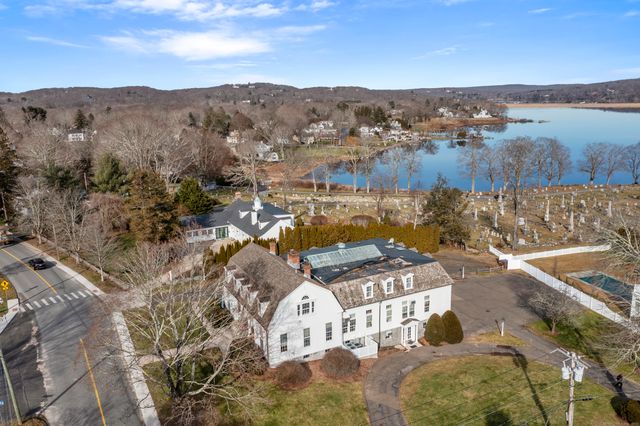 31 North Main Street, Essex, CT 06426