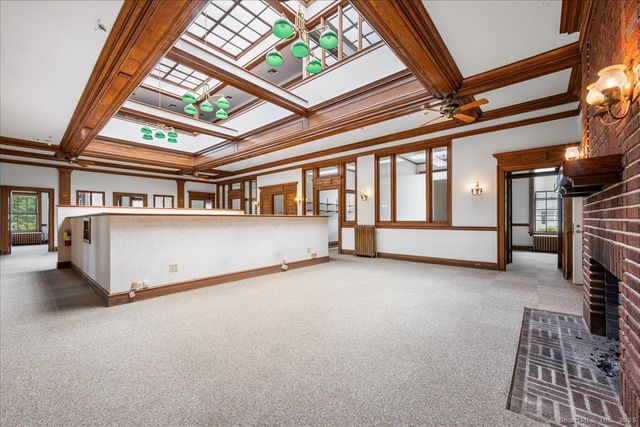 31 North Main Street, Essex, CT 06426