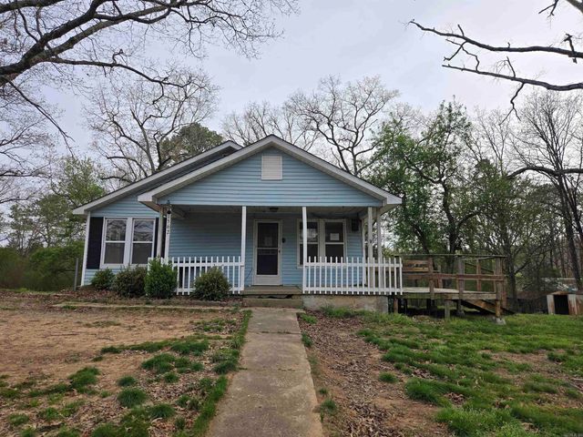 1562 E Hwy 16, Clinton, AR 72031
