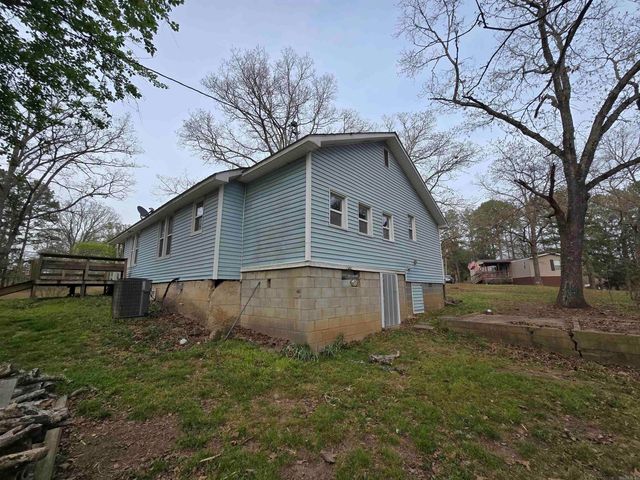 1562 E Hwy 16, Clinton, AR 72031