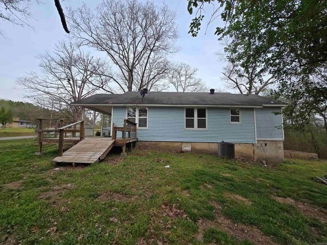 1562 E Hwy 16, Clinton, AR 72031