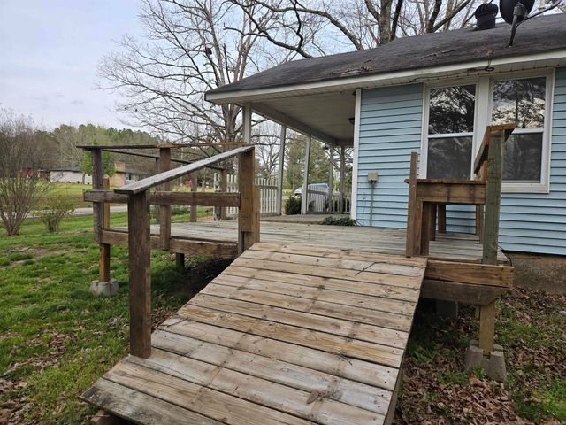 1562 E Hwy 16, Clinton, AR 72031