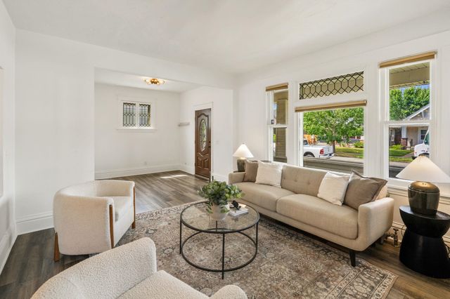 2205 W Sinto Ave, Spokane, WA 99201