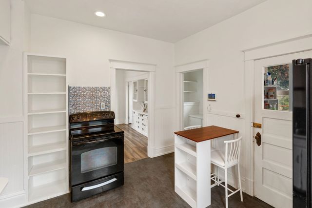 2205 W Sinto Ave, Spokane, WA 99201