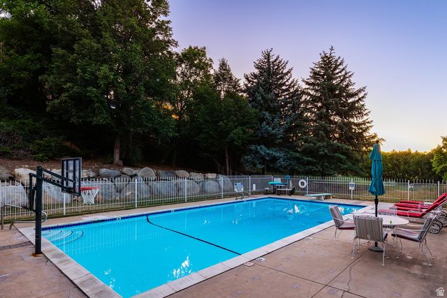13 LA MONTAGNE LN, Sandy, UT 84092