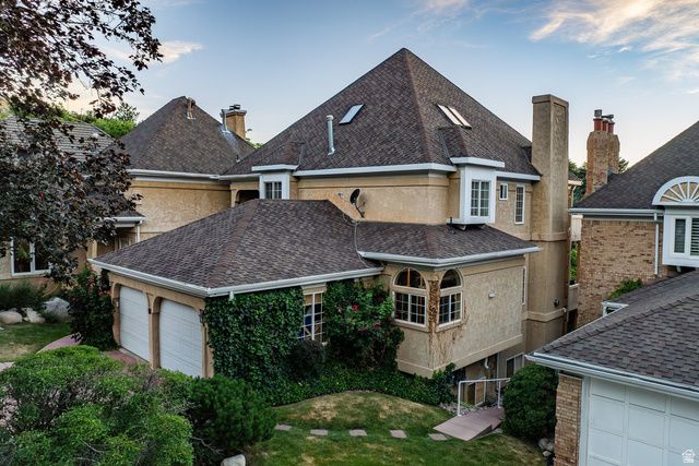 13 LA MONTAGNE LN, Sandy, UT 84092