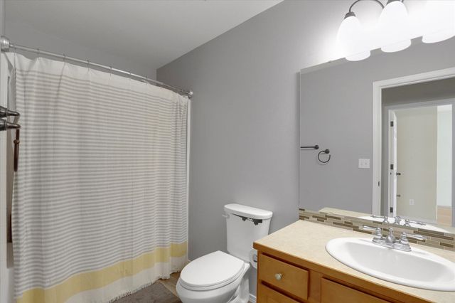 35110 N Milan-Elk Rd, Chattaroy, WA 99003