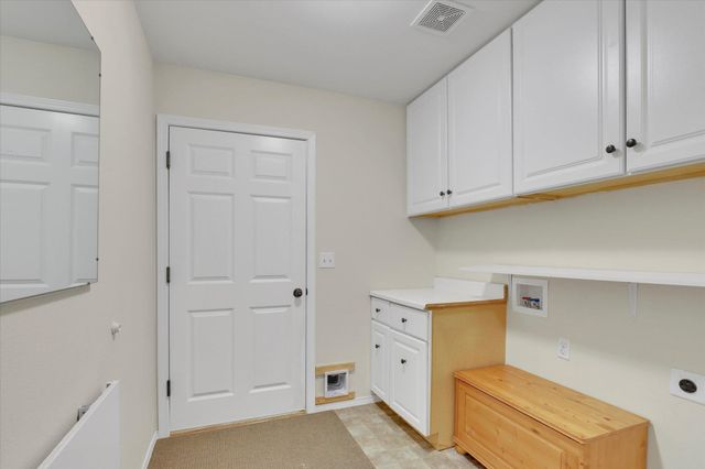 35110 N Milan-Elk Rd, Chattaroy, WA 99003