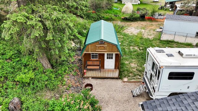 35110 N Milan-Elk Rd, Chattaroy, WA 99003