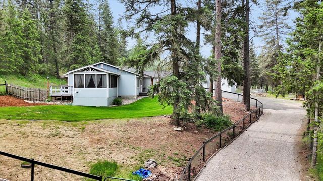 35110 N Milan-Elk Rd, Chattaroy, WA 99003
