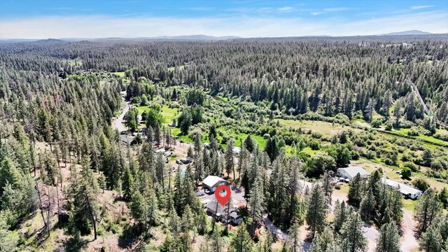 35110 N Milan-Elk Rd, Chattaroy, WA 99003