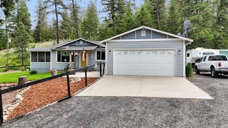 35110 N Milan-Elk Rd, Chattaroy, WA 99003