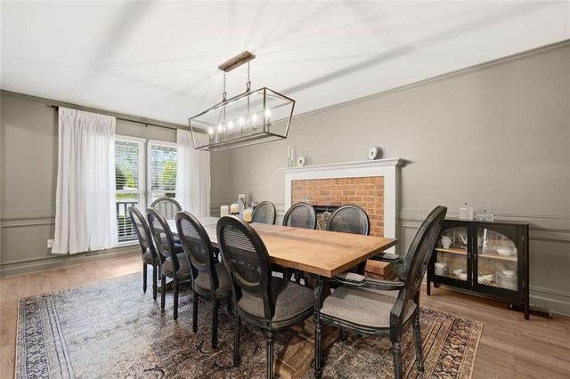 4922 Willow Creek Drive, Woodstock, GA 30188