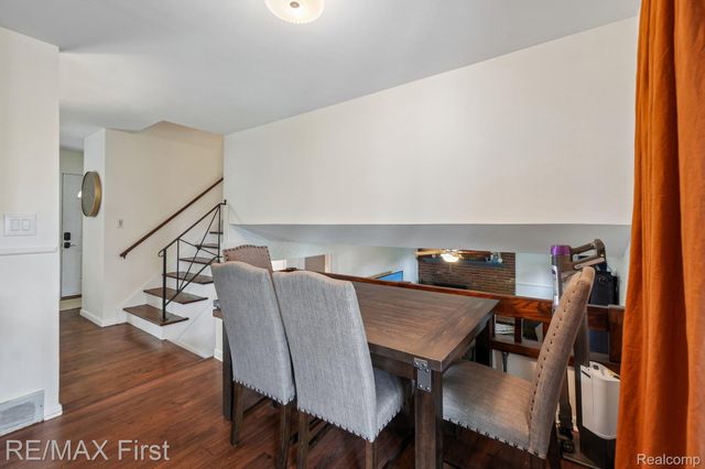 36258 Jamison Street, Livonia, MI 48154