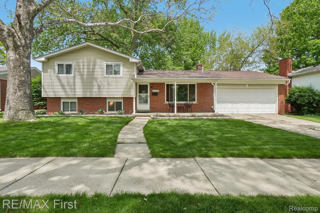 36258 Jamison Street, Livonia, MI 48154