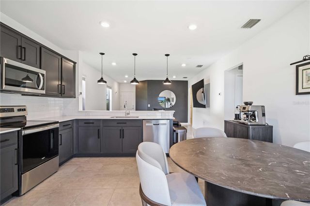 6548 SILVERSTAR DRIVE, Sarasota, FL 34240