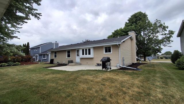 N170W20137 Willow Ridge DRIVE, Jackson, WI 53037