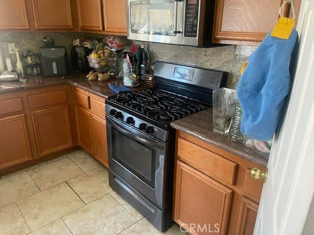 18218 Laguna, Fontana, CA 92336