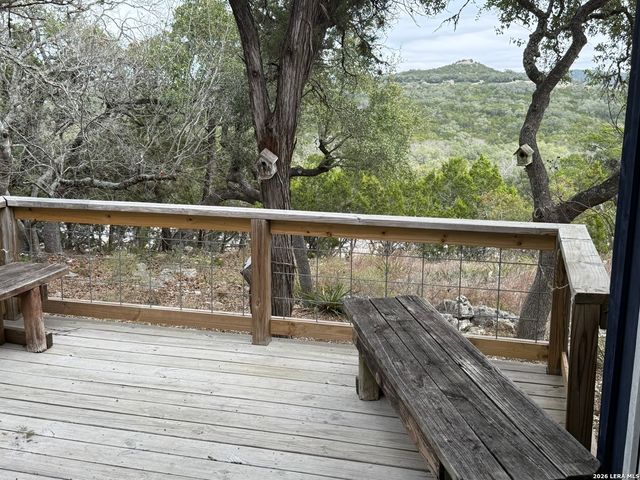 1154 Spitz Kegel View, Canyon Lake, TX 78133