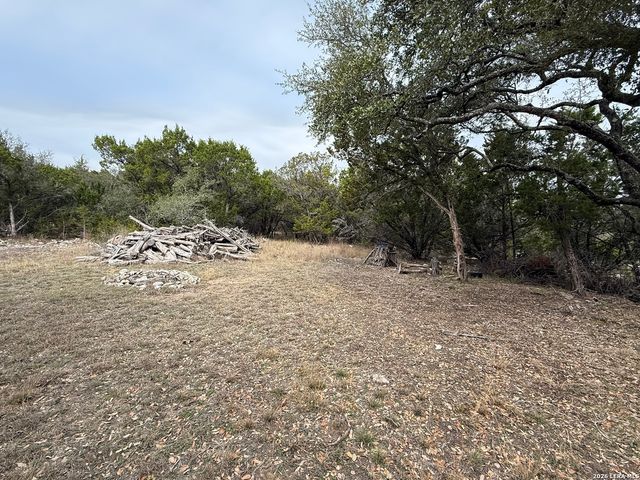 1154 Spitz Kegel View, Canyon Lake, TX 78133