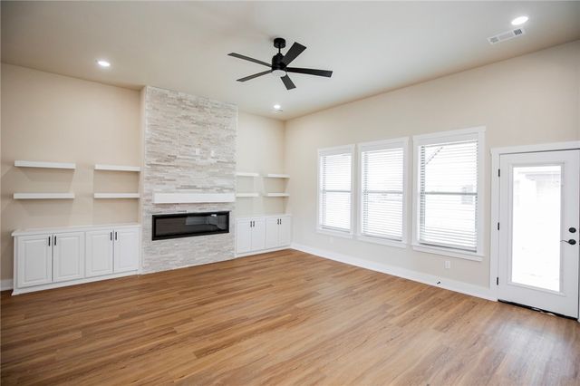 6704 SW Basswood Avenue, Bentonville, AR 72713