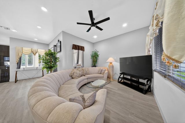 1633 SW Davis Street, Port St. Lucie, Port St Lucie, FL 34953