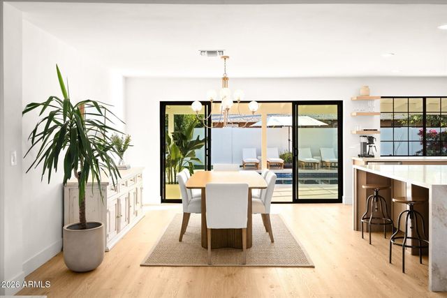 8755 E PLAZA Avenue, Scottsdale, AZ 85250