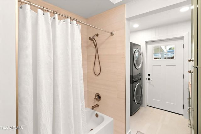 8755 E PLAZA Avenue, Scottsdale, AZ 85250