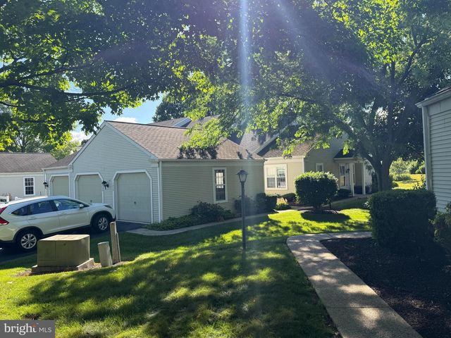 1808 WEXFORD RD, Palmyra, PA 17078