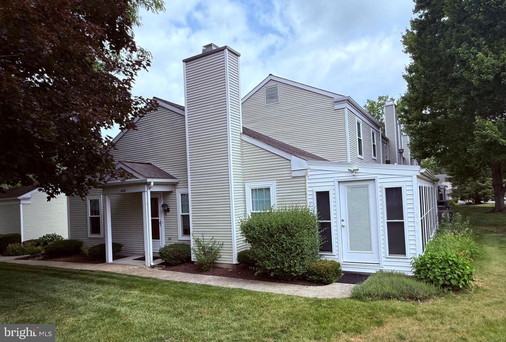 1808 WEXFORD RD, Palmyra, PA 17078