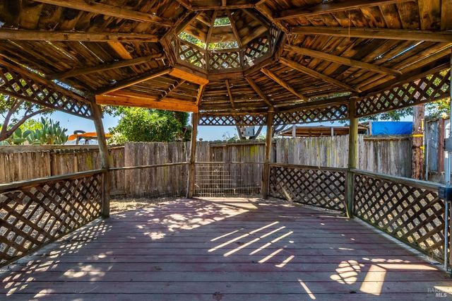 109 Webster St, Vallejo, CA 94591