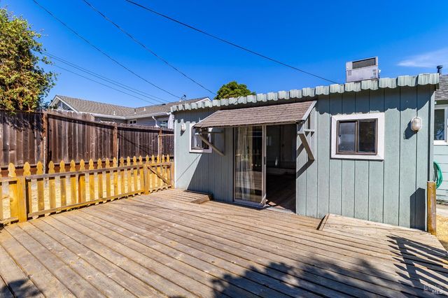 109 Webster St, Vallejo, CA 94591